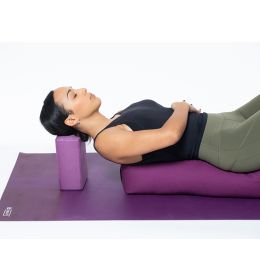 ESSENTIALS YOGA BLOCK